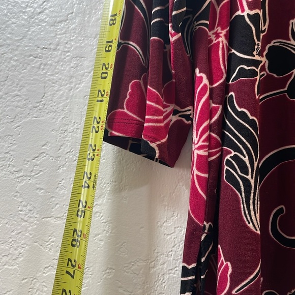 COPY - Plus Size Chico’s Print Keyhole Top size 3 - Picture 11 of 12